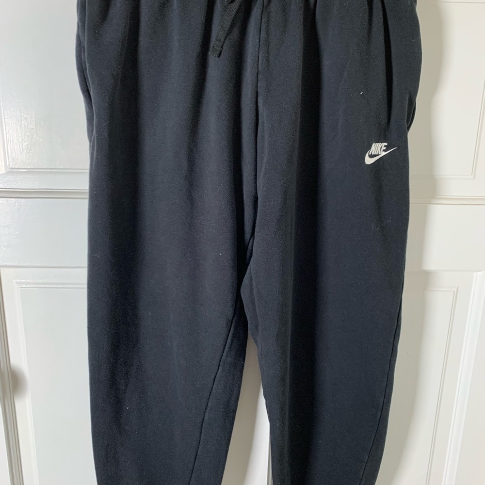 Nike Essential Black Joggers